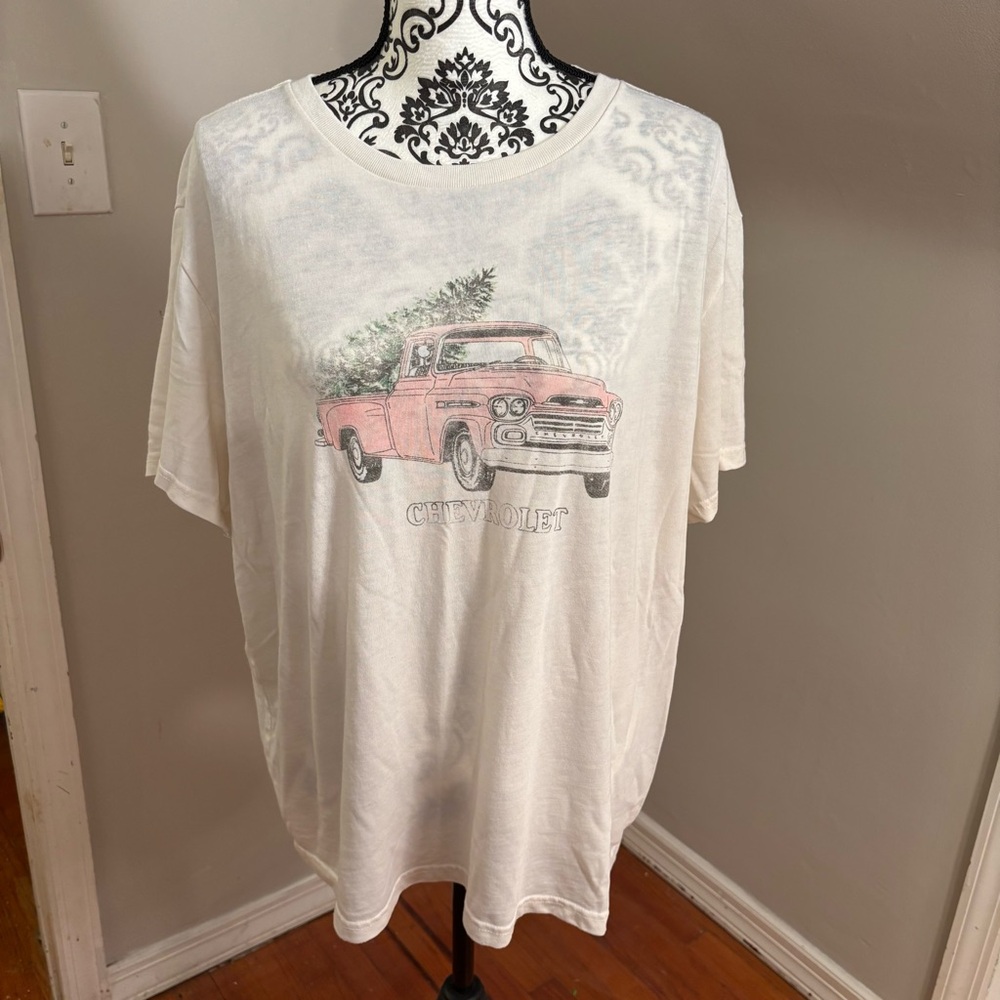 Chevy Chevrolet Red Truck Retro X-Mas Tree Women T-Shirt by Lucky Brand Size XL